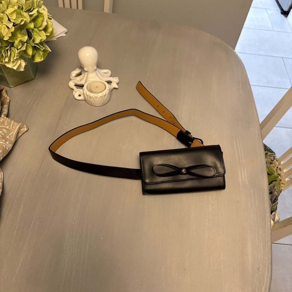 Kate Spade New York Women's Adjustable Belt Bag in Black size L/XL